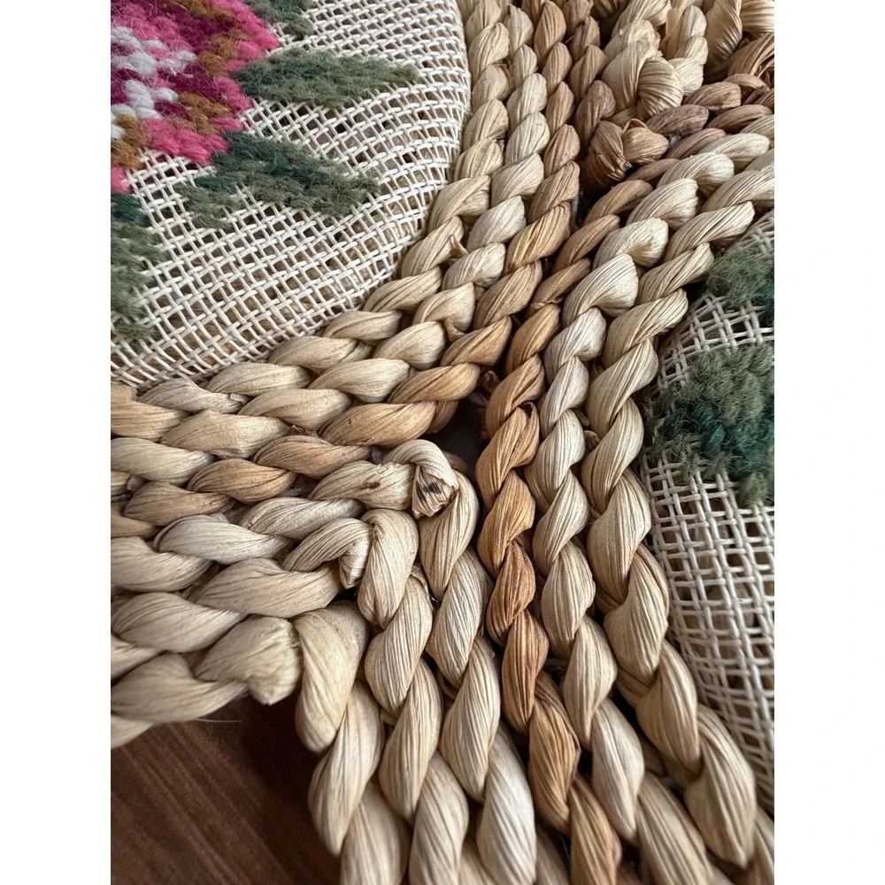 VTG 1970s Cottagecore Raffia Straw Needlepoint Rose Floral Table Trivet mat